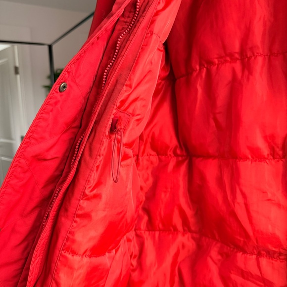 Universal Thread Red Water-Resistant Puffer Jacket - Picture 4 of 11
